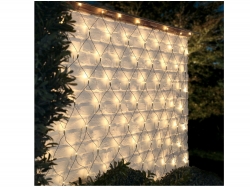 LED svetelná reťaz aj do exteriéru s prísavkami