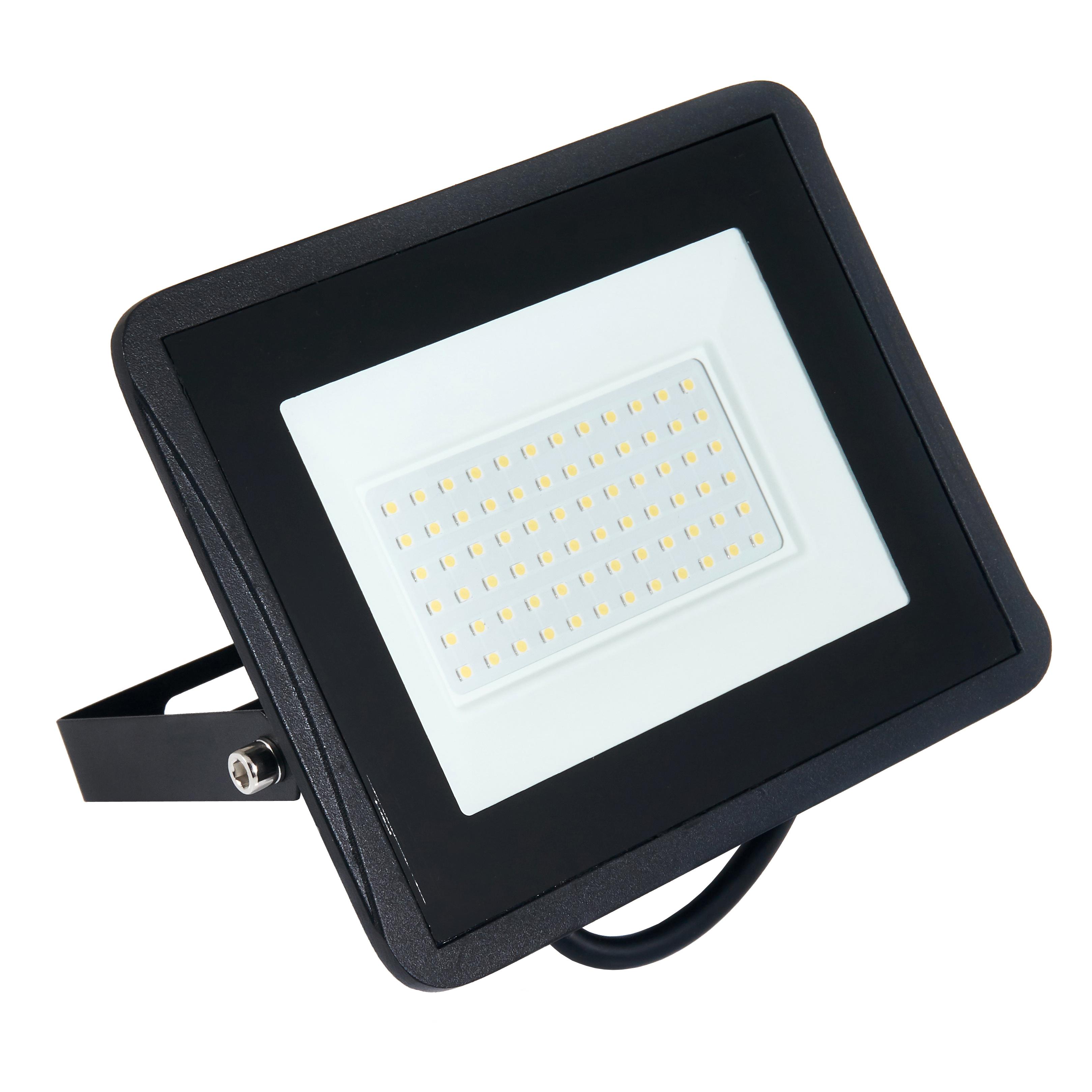 LED REFLEKTOR IVO - 50W - IP65 - 4250LM - TEPLÁ BIELA - 3000K