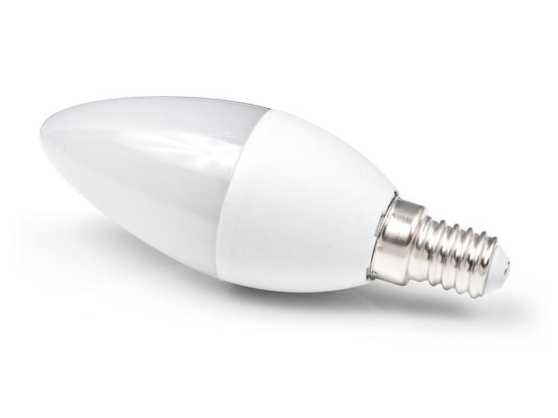 LED ŽIAROVKA C37 - E14 - 8W - 655 LM - TEPLÁ BIELA